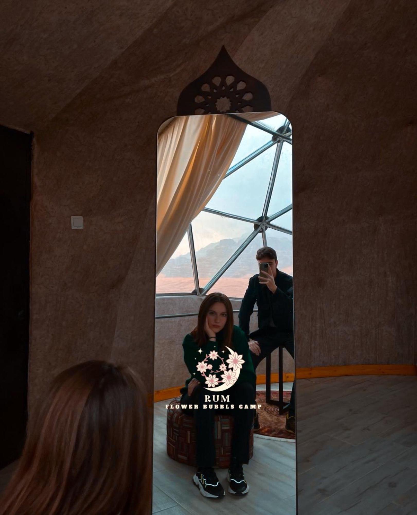 Rum Flower Bubbles Luxury Camp Wadi Rum Eksteriør billede